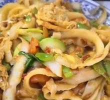 Tri-Flavor Noodles with Pig Intestines