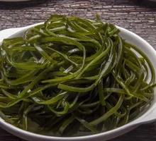 Thin seaweed strips
