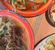 Stewed Chicken Feet in Sauce