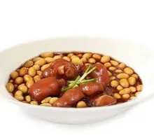 Stewed Pig Trotter with Soybeans