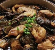 Chicken Stewed with Mushrooms