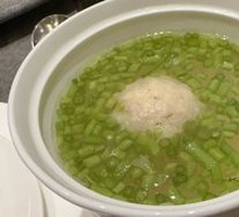 Four Seasons Handmade Lion's Head Meatballs