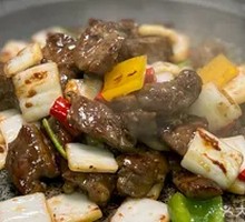 Sour Cabbage Snowflake Beef Cubes