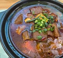 Fatty Intestine and Duck Blood Stew
