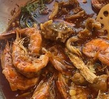 Signature Golden Shrimp Pot