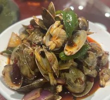 Spicy Stir-fried Large Clams
