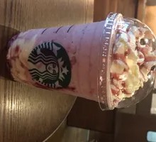 夏莓意式奶冻星冰乐