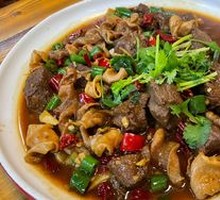 Stewed Fish Bladder with Beef Shank