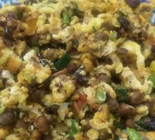 Salted Soybeans Stir-Fried with Eggs