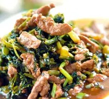 Snow Cabbage Tofu Dry Bean and Pork Stir-fry