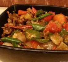 Beef with Green Pepper Rice Bowl