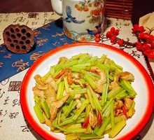 Spicy Celery Beef Tripe