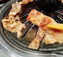 Thick-cut Black Pork Belly