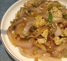 Onion and Egg Stir-fry