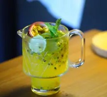 Ice-Shaken Passion Fruit