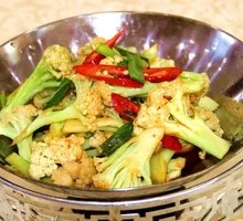 Spicy Stir-Fried Organic Cauliflower