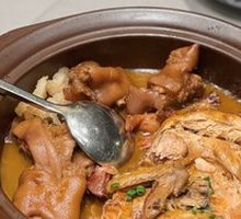 Signature Bird's Nest Chicken