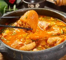 Braised Pig's Trotter with Tiger Skin