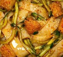 Hand-Kneaded Noodles