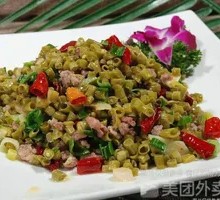 Minced Pork with Sour Cowpea