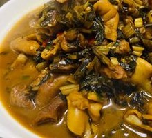Stewed Intestines with Pickled Mustard Greens