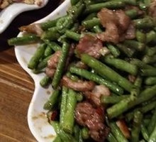 Stir-Fried Green Beans with Pork Slices