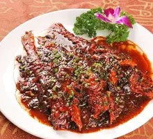 Snow Cabbage Braised Small Yellow Croaker