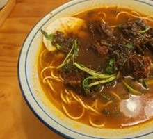 Snow Cabbage Beef Noodles
