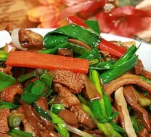 Stir-fried Lamb Offal with Garlic