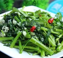 Stir-Fried Water Spinach with Garlic