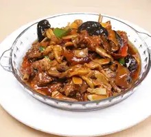 Braised麻Duck in Brown Sauce