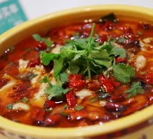 Steamed Crucian Carp in Spicy Sauce