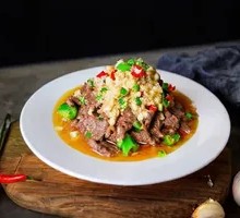 Garlic Stir-Fried Beef