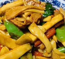 Braised King Oyster Mushroom with Preserved Pork