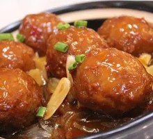 Braised Pork Meatballs