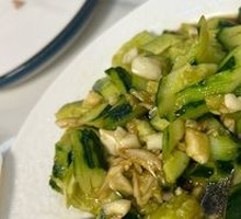 Garlic Cucumber Salad