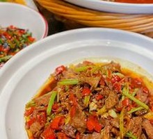 Xinhuaang Stir-Fried Beef with Pepper