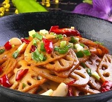 Spicy Pot-Braised Lotus Root Slices