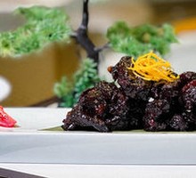 Beef in Red Wine and Orange Sauce