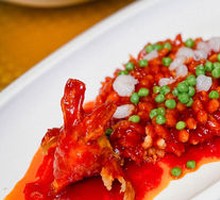 Squirrel-Style Live Mandarin Fish in Tomato Sauce