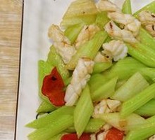 Stir-fried Squid with Celery