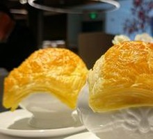 Crispy Pastry Corn Soup