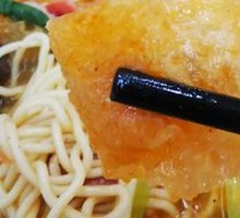 Pig's Skin Sausage and Pork Noodle Soup