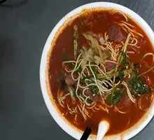 Pig's Skin and Beef Noodles