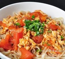 Tomato and Egg Noodles