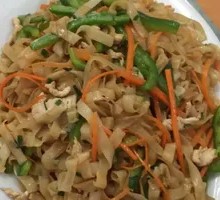 Three Delicacies Stir-Fried Noodles