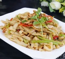 Three Delicacies Stir-Fried Knife-Sliced Noodles