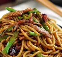 Pig's Skin and Shredded Pork Stir-fry