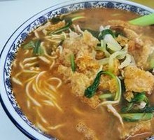 Pig Skin Noodles with Pork Shreds