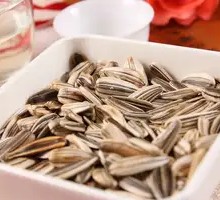 Mixed Flavor Sunflower Seeds
